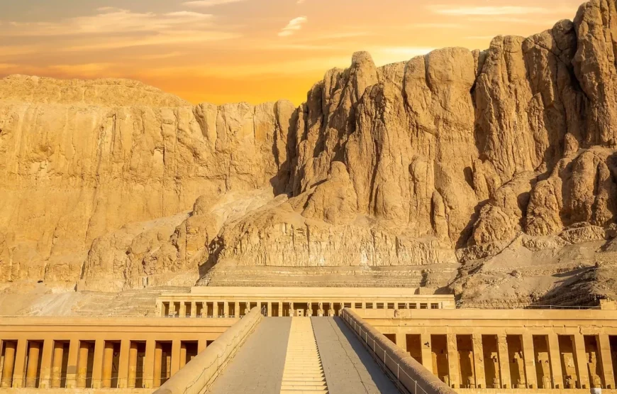 Day Tour to the West Bank in Luxor